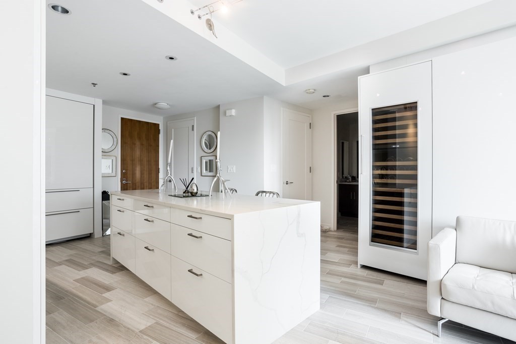 580 Washington St 1214