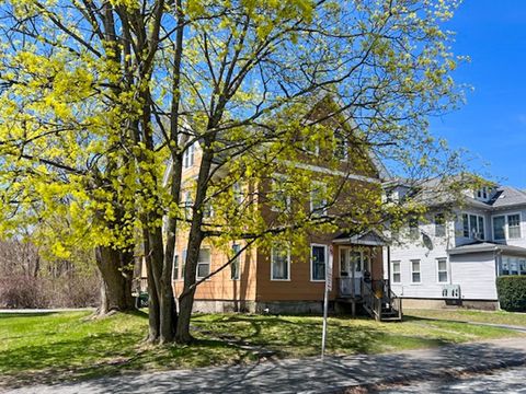 9 Holland Rd Worcester MA 01603
