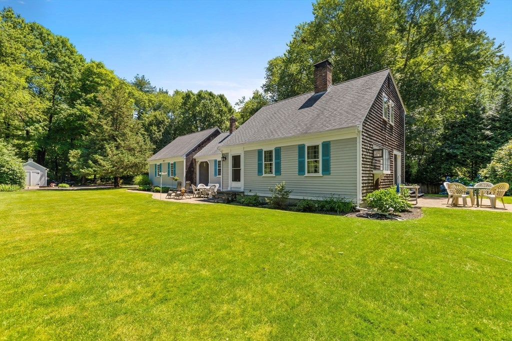 25 Indian Pond Rd