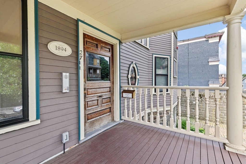 41 Cushing Ave 1