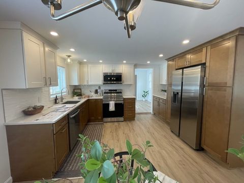 2206 Williams St Dighton MA 02715