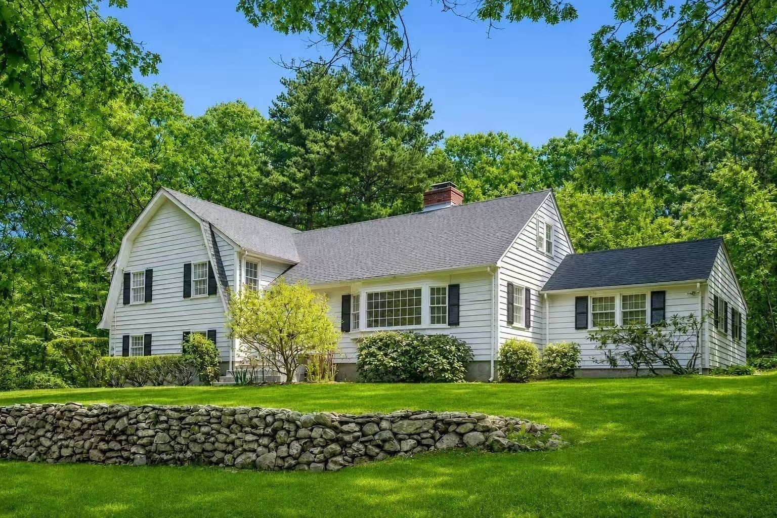 21 Wayland Hills Rd., RD, Wayland, MA Photo #2