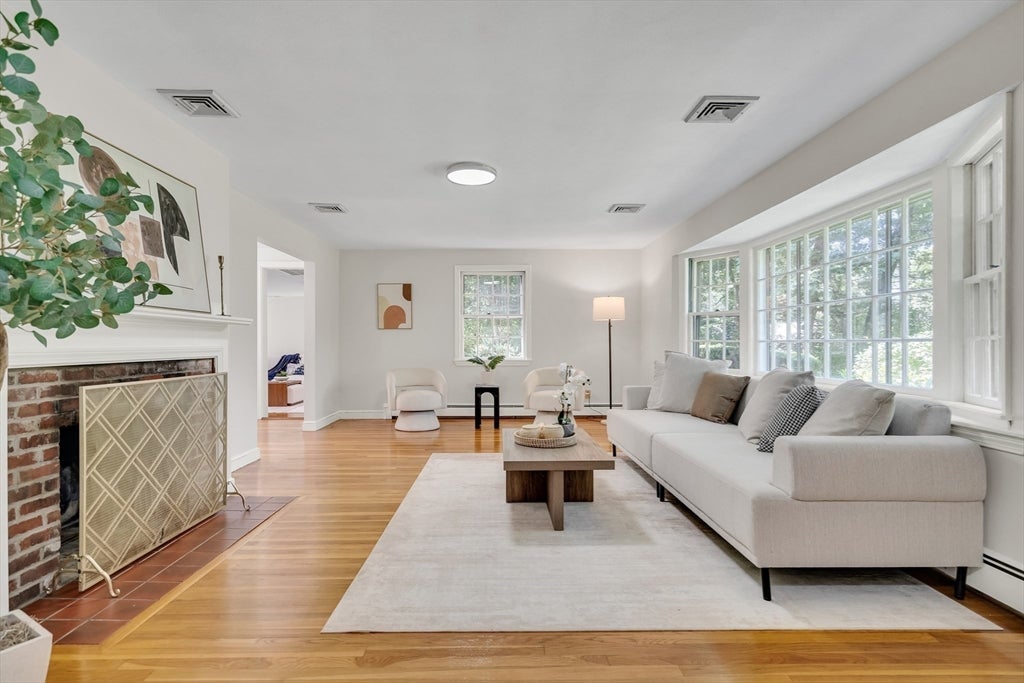 21 Wayland Hills Rd., RD, Wayland, MA, 21 Wayland Hills Rd., RD, Wayland, MA Photo #9