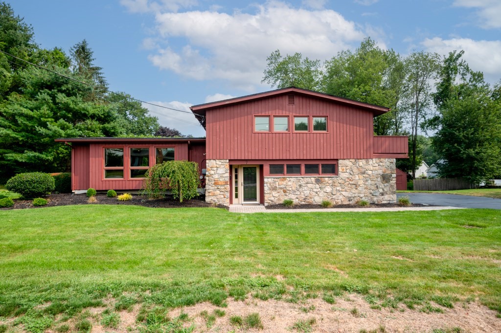 7 Mayfield Road