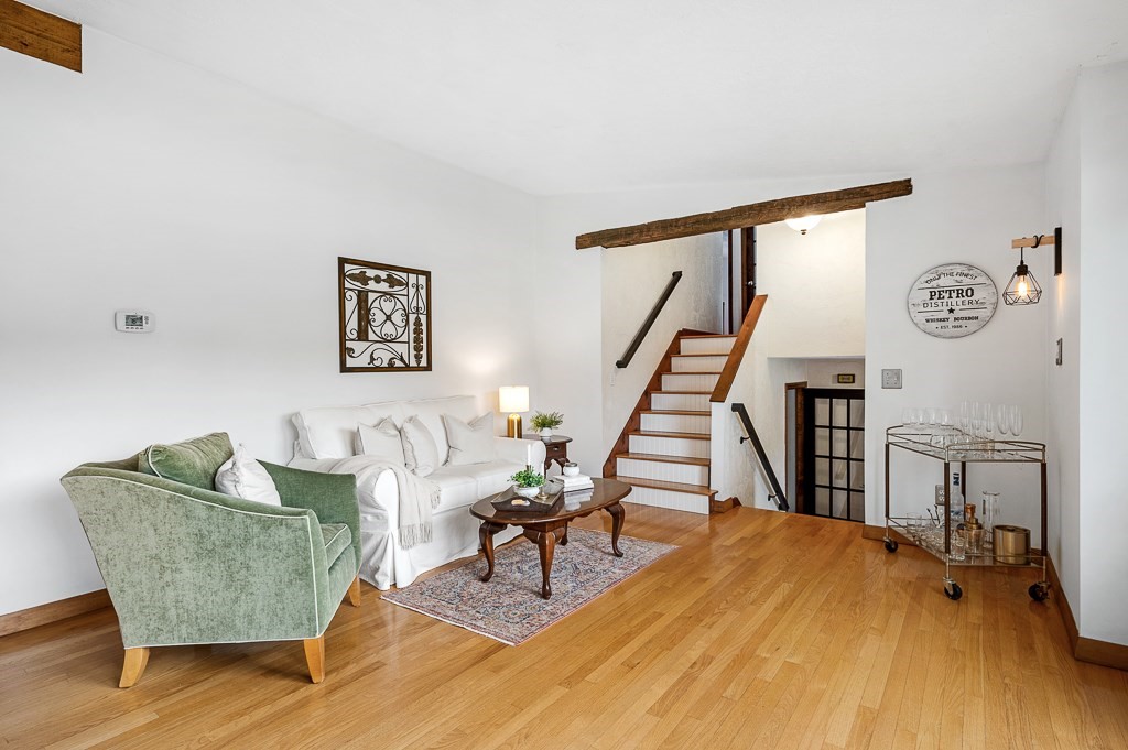 7 Mayfield Road