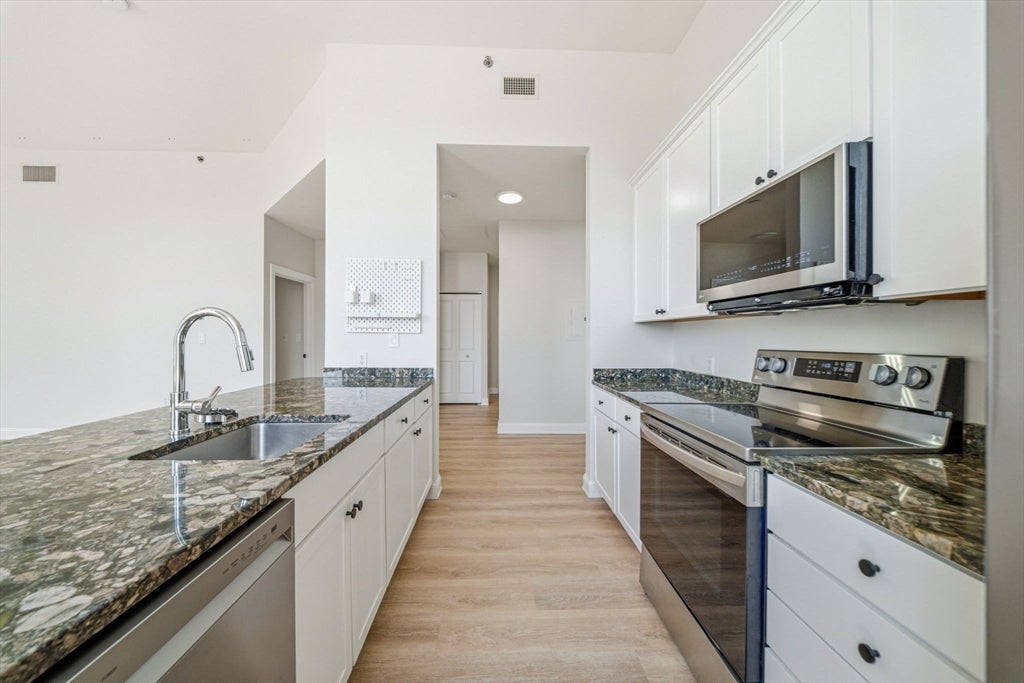 145 Glenwood Street #304, Malden, MA, 145 Glenwood Street #304, Malden, MA Photo #19