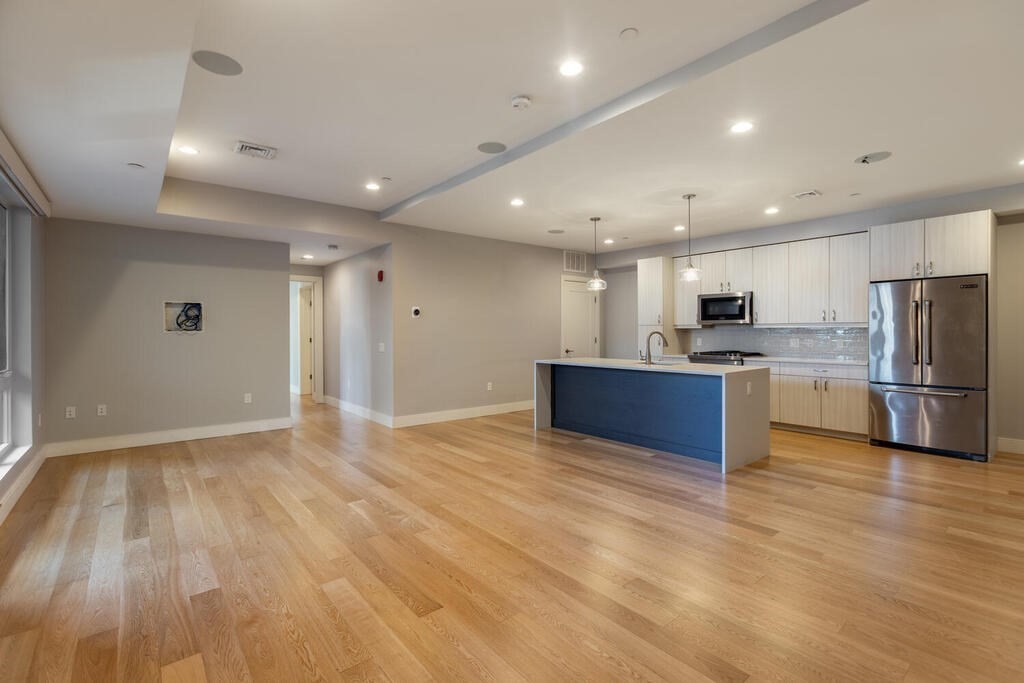 488 Dorchester Avenue 3G