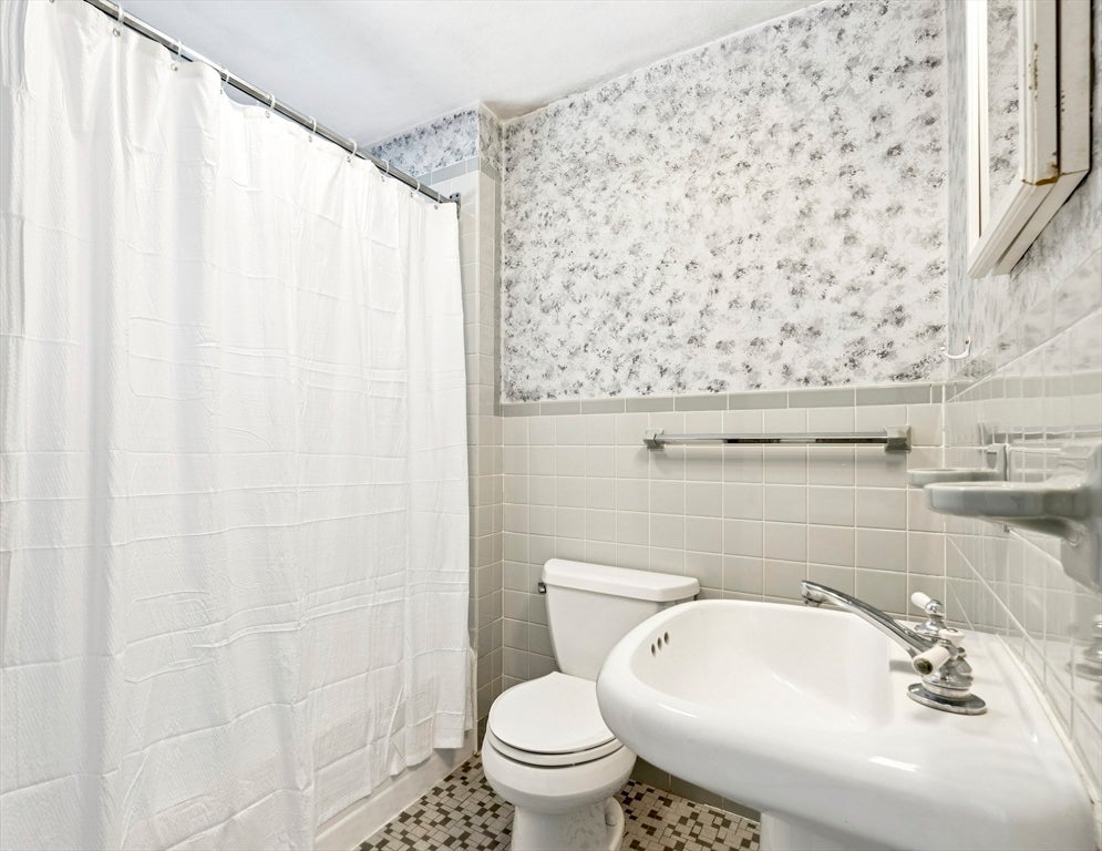 68 White Street, Weymouth, MA, 68 White Street, Weymouth, MA Photo #23