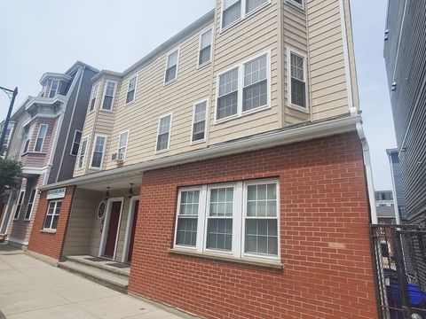 281-281A Dorchester St Boston MA 02127