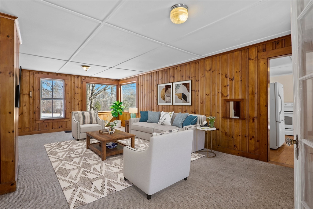 52 Creamery Hill Rd