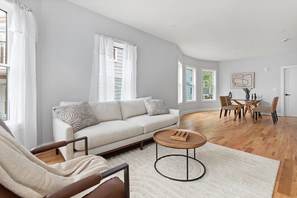 36 Burnside Ave
