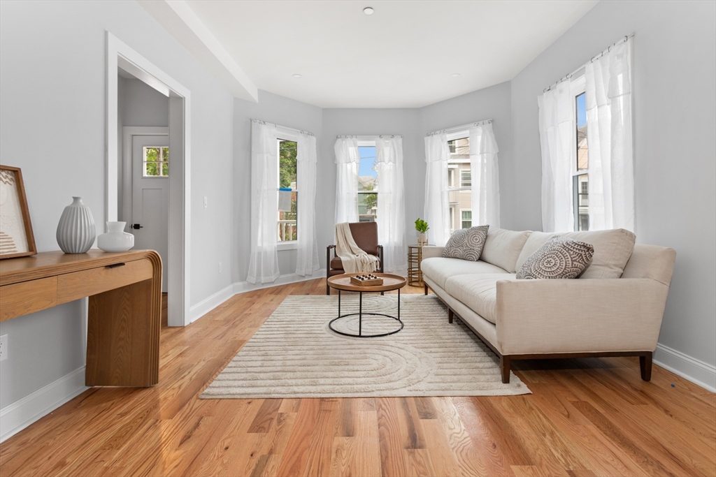 36 Burnside Ave