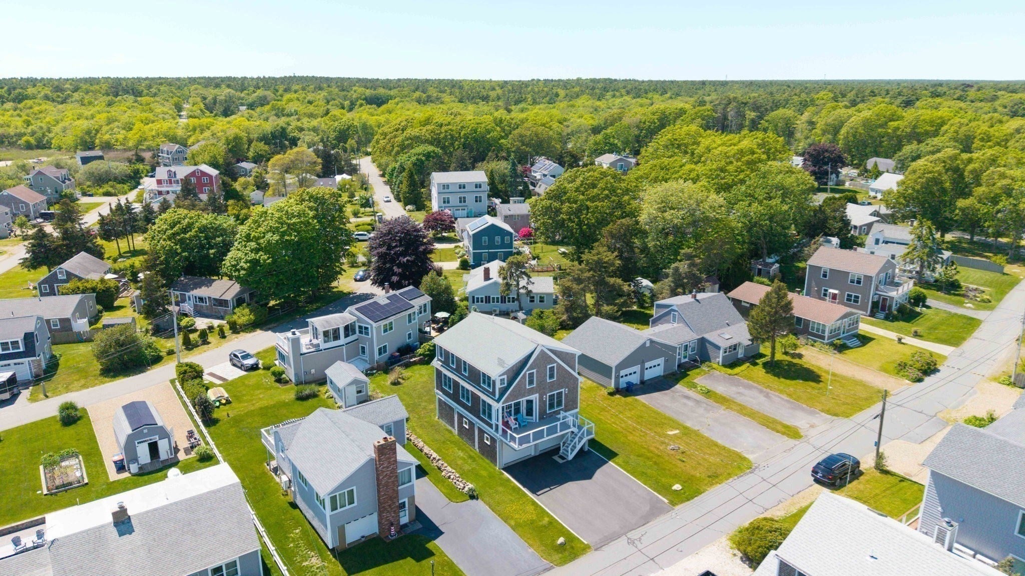 35 Shore Dr