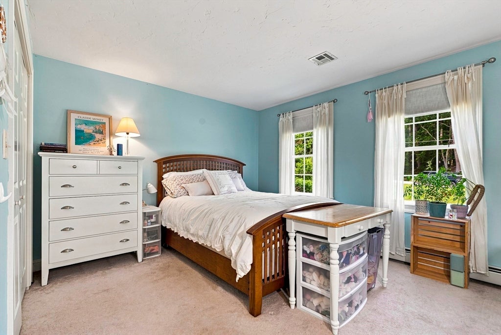 161 South St, Upton, MA Photo #28