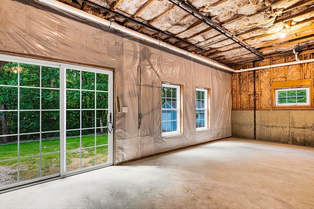 161 South St, Upton, MA Photo #34