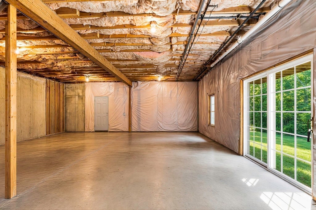 161 South St, Upton, MA Photo #33