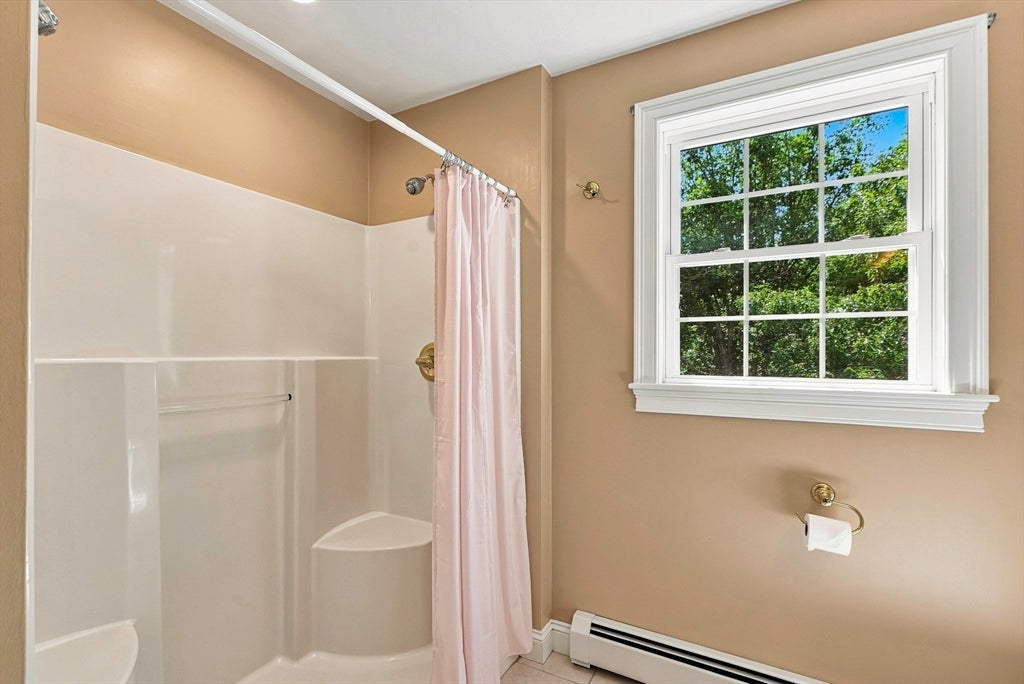 161 South St, Upton, MA Photo #26