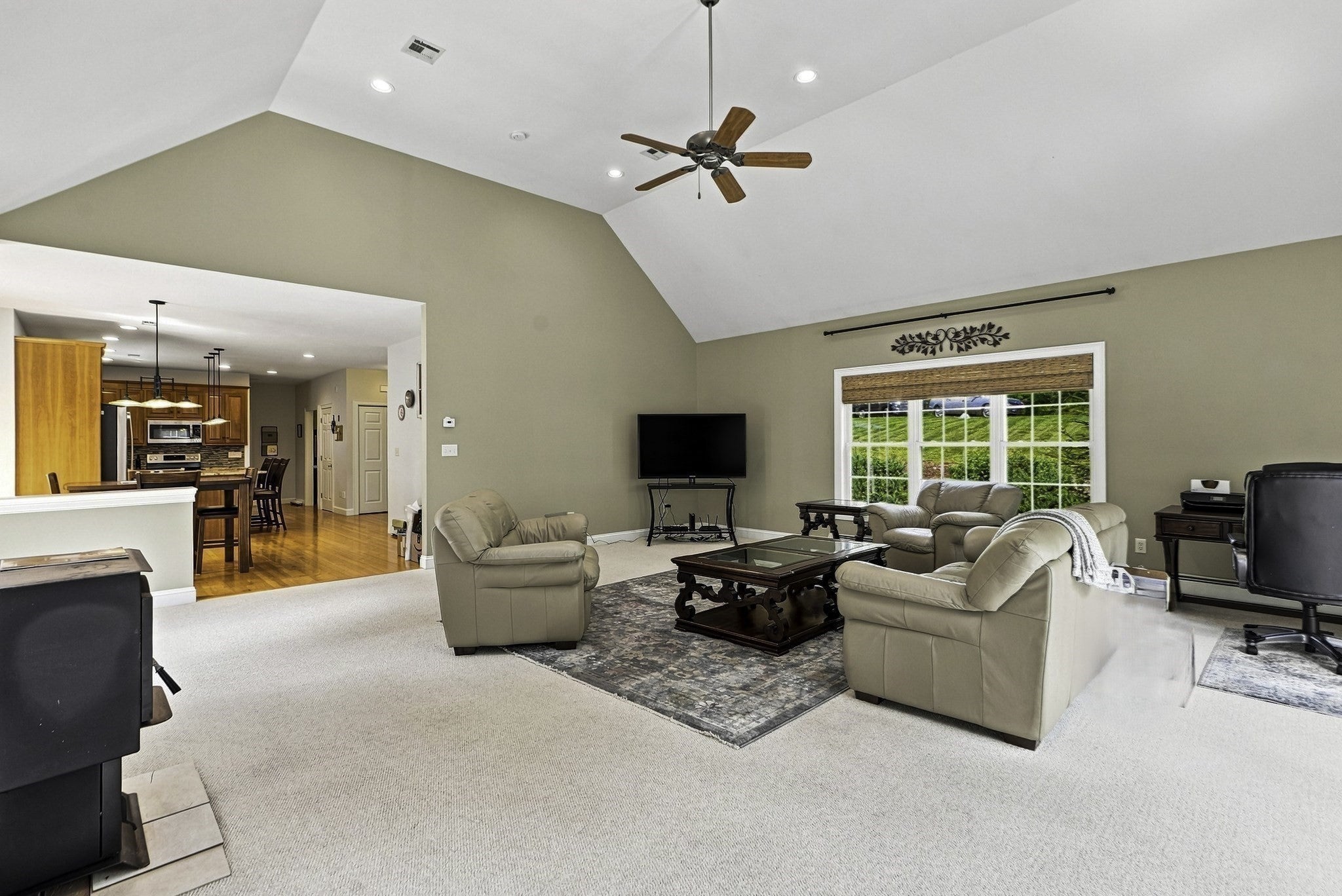 161 South St, Upton, MA, 161 South St, Upton, MA Photo #14