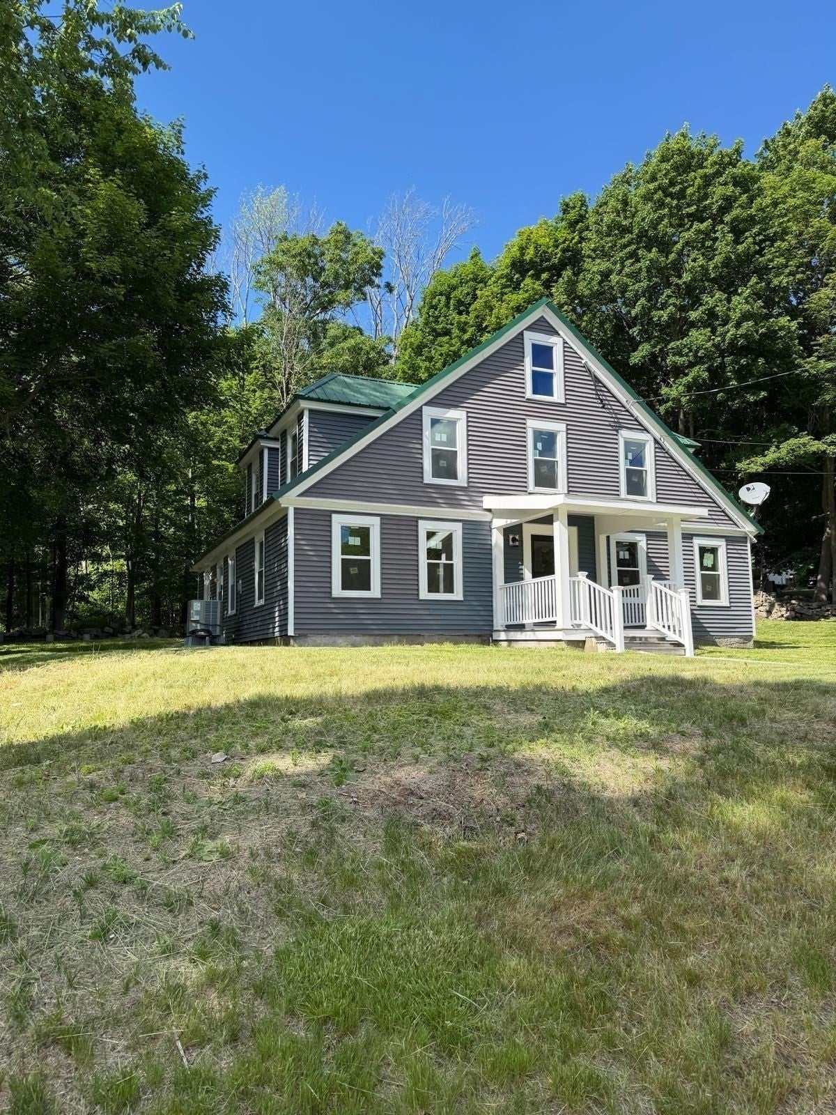 18 Main St