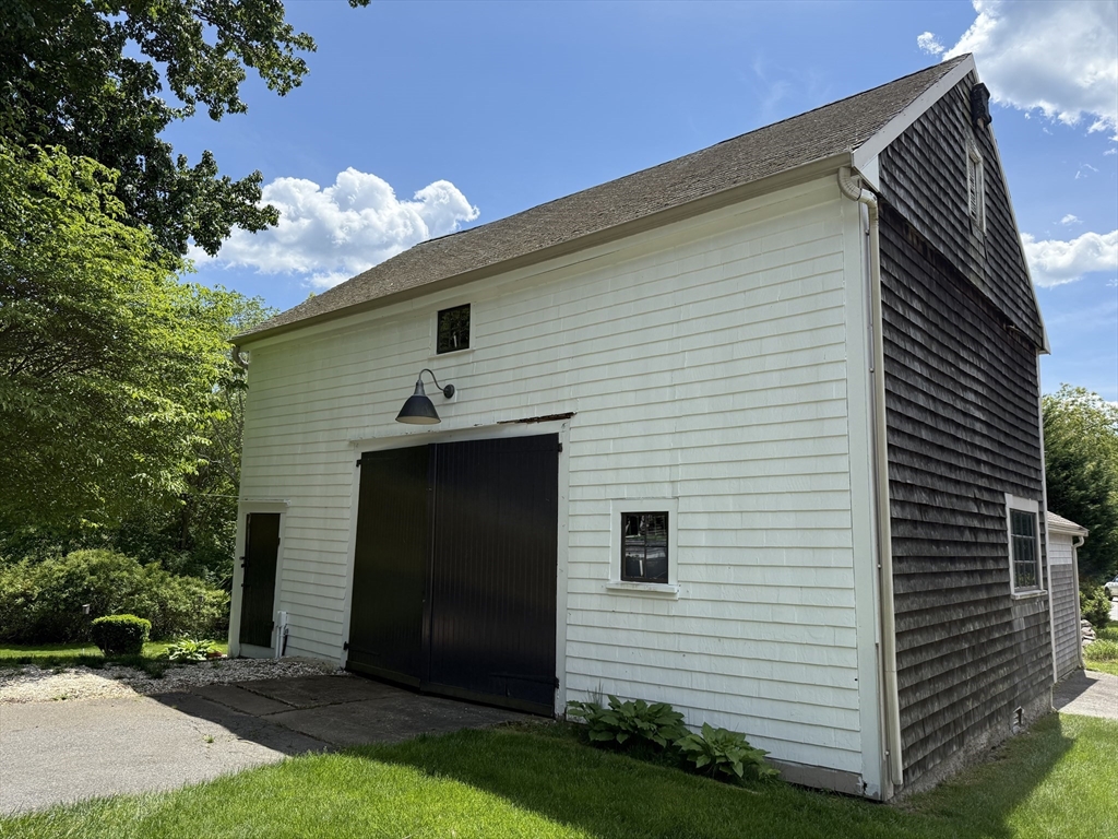 186 Elm St