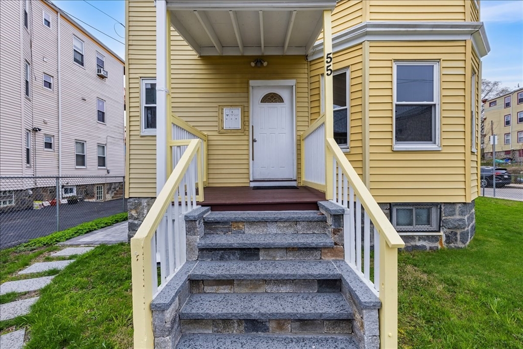 55 Mascot St