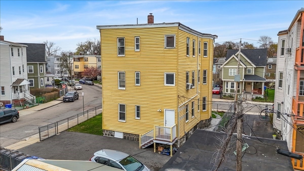 55 Mascot St