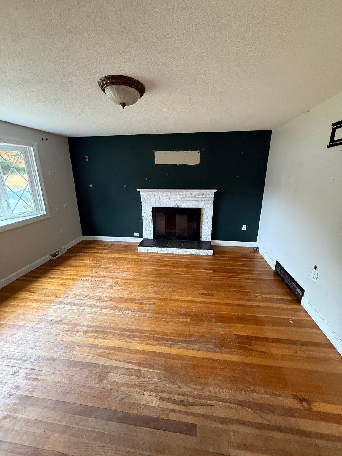 61 N Main St