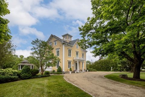 13 Cottage St Marion MA 02738