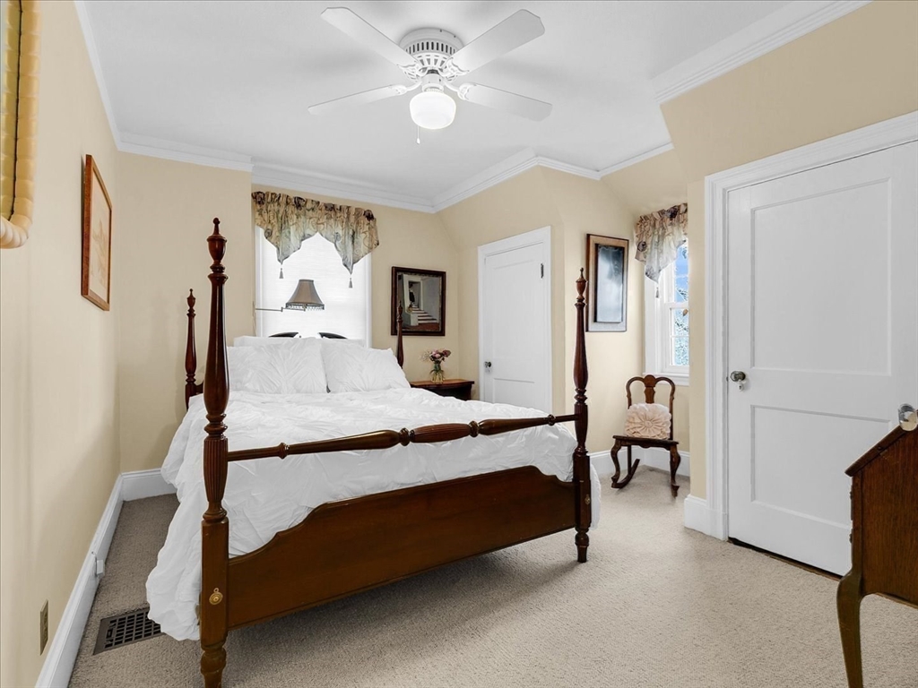 243 Upland Ave, Newton, MA Photo #31