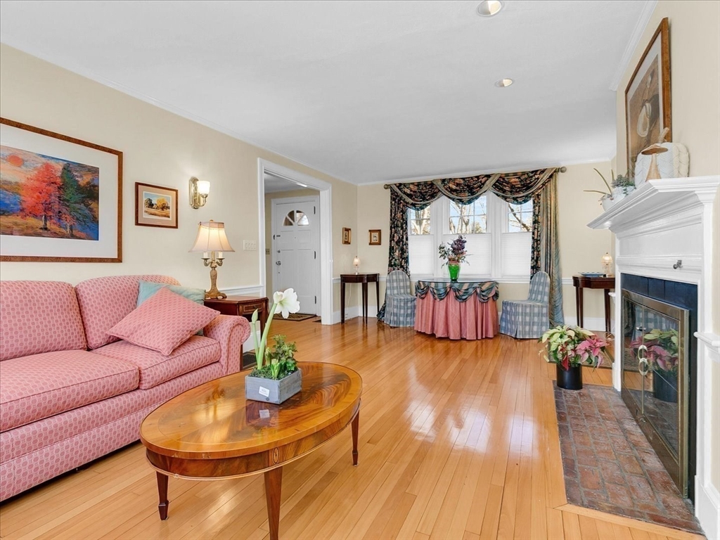 243 Upland Ave, Newton, MA Photo #14