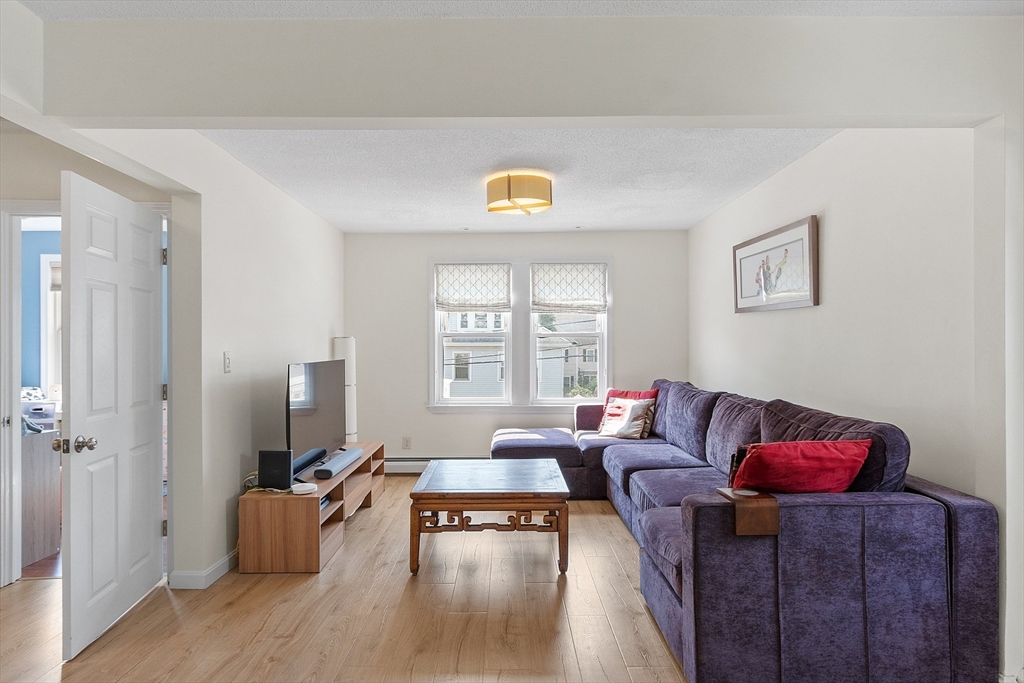 34 Amsden Street 2