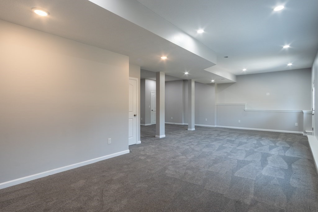 Monson, Massachusetts 01057, United States, 4 Bedrooms Bedrooms, ,3 BathroomsBathrooms,Residential,Active,227879