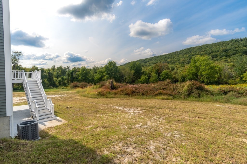 Monson, Massachusetts 01057, United States, 4 Bedrooms Bedrooms, ,3 BathroomsBathrooms,Residential,Active,227879