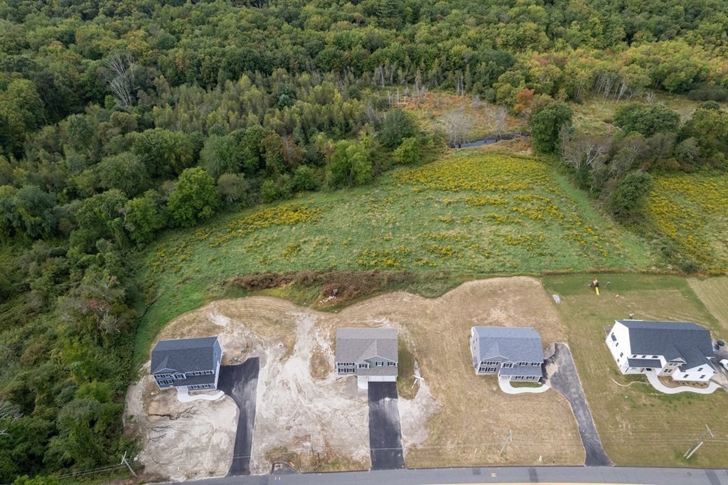 Monson, Massachusetts 01057, United States, 4 Bedrooms Bedrooms, ,3 BathroomsBathrooms,Residential,Active,227879