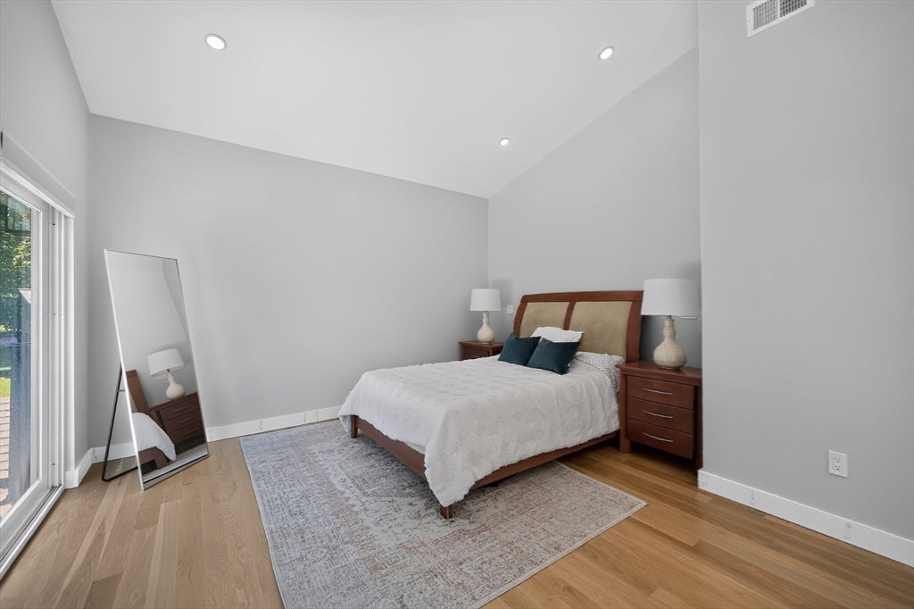 409 Pearl St, Reading, MA Photo #23
