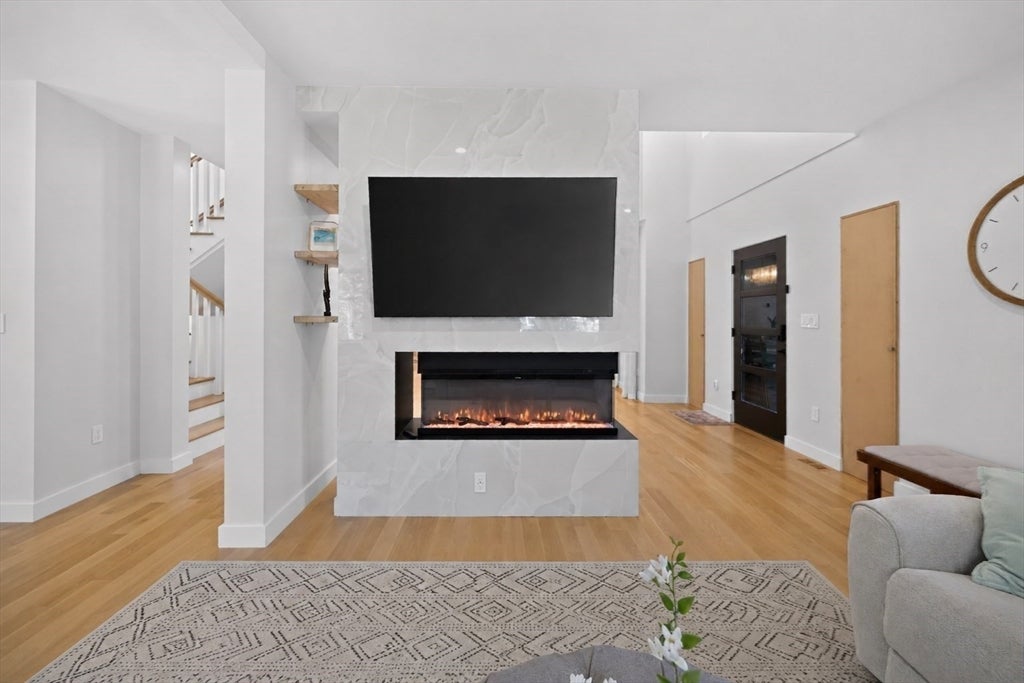 409 Pearl St, Reading, MA Photo #15