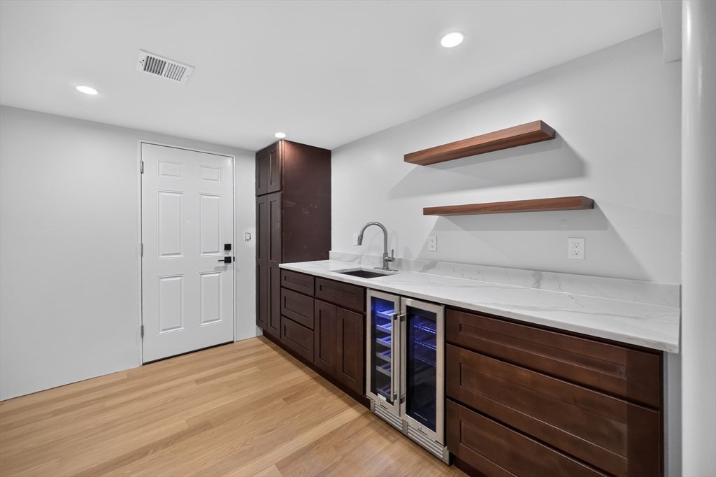 409 Pearl St, Reading, MA Photo #33