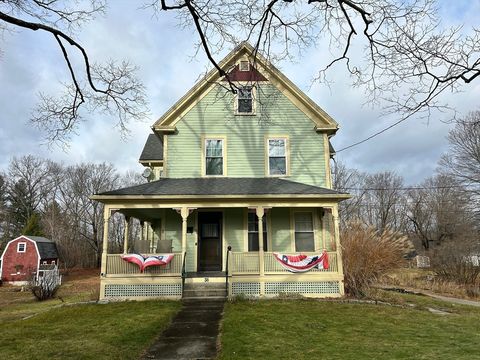 Photo of 38 Elmwood #B, Grafton, MA 01656 (MLS # 73489484)