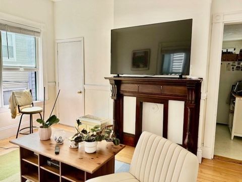 Photo of 59 Monument Avenue #1, Boston, MA 02129 (MLS # 73530936)