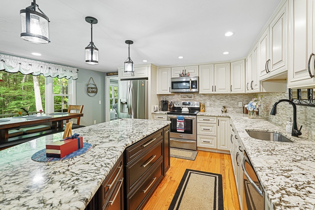 14 Daniels Rd