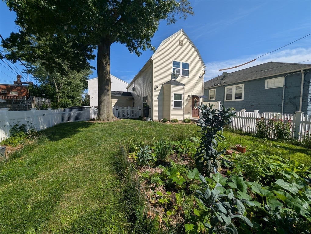 35 Francis St, Everett, MA, 35 Francis St, Everett, MA Photo #21