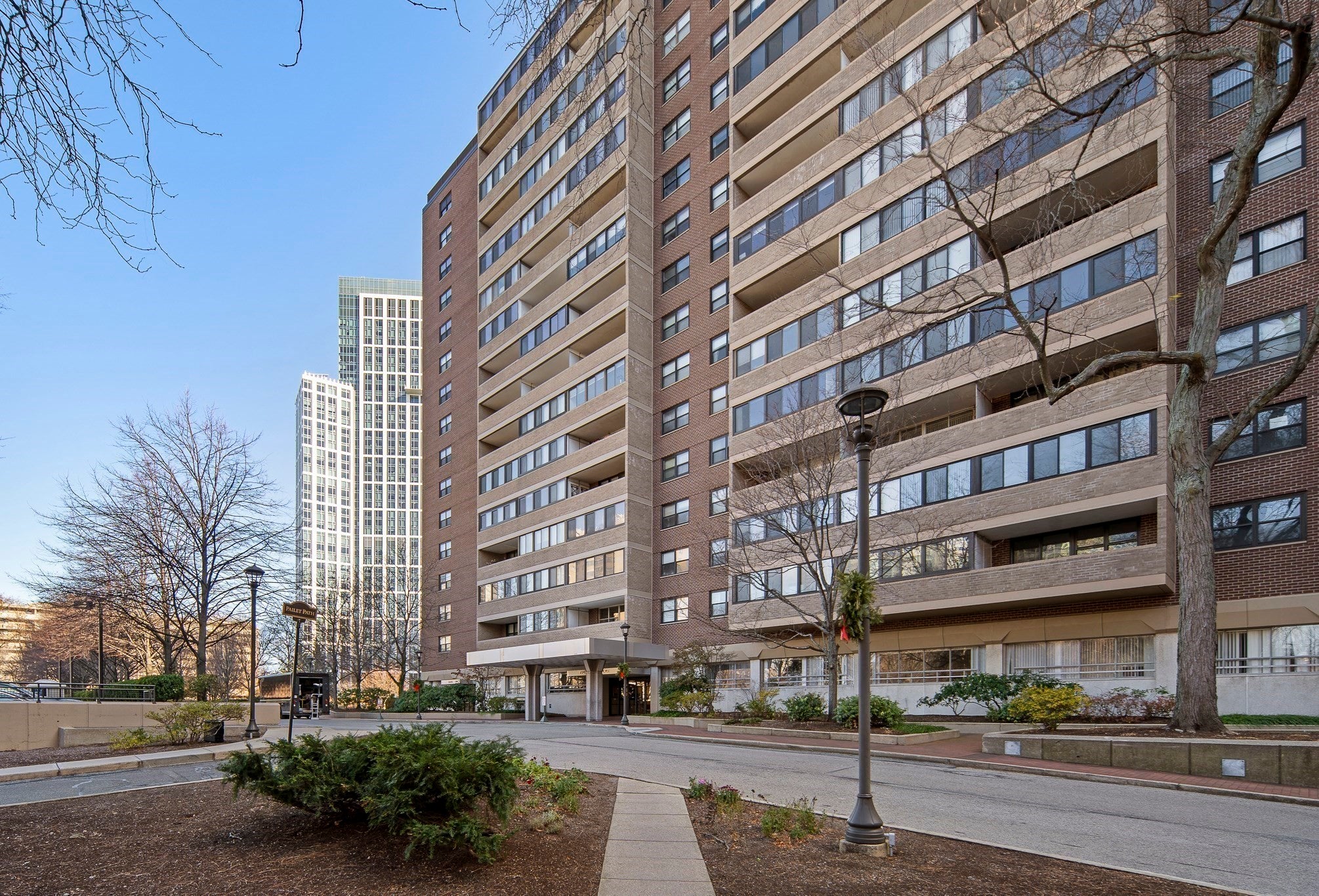 9 Hawthorne Pl Pkg 86