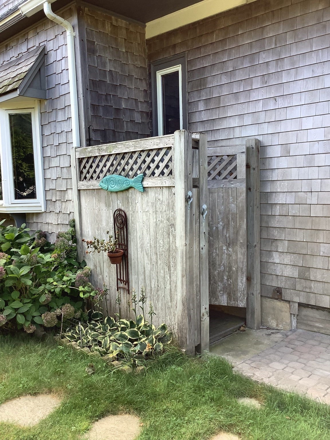 11 Bluff Rd