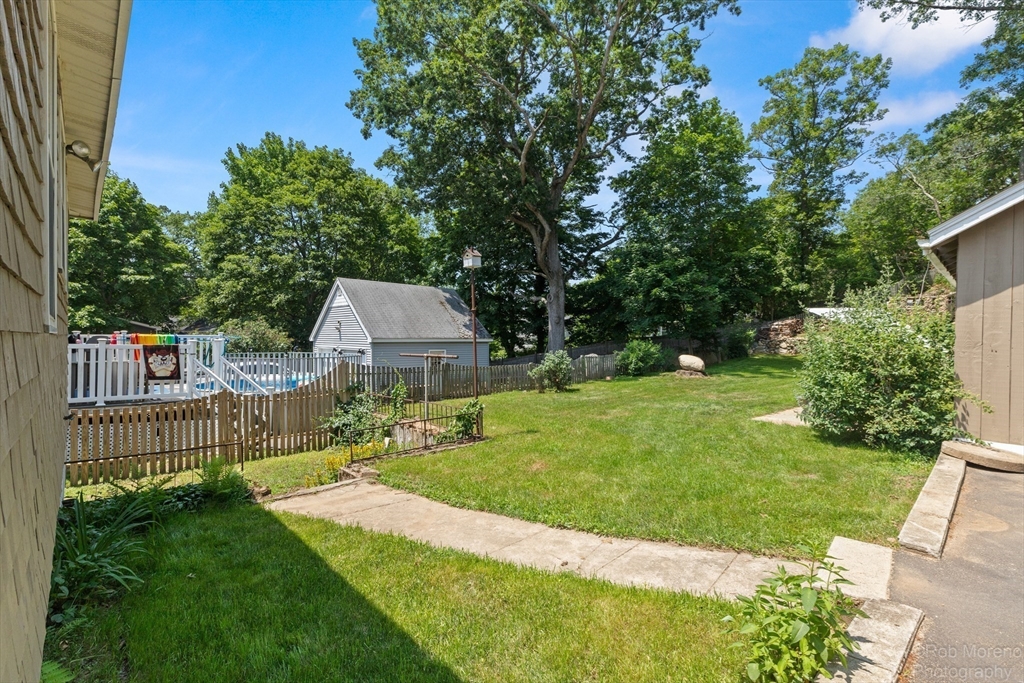 10 Hillside Avenue