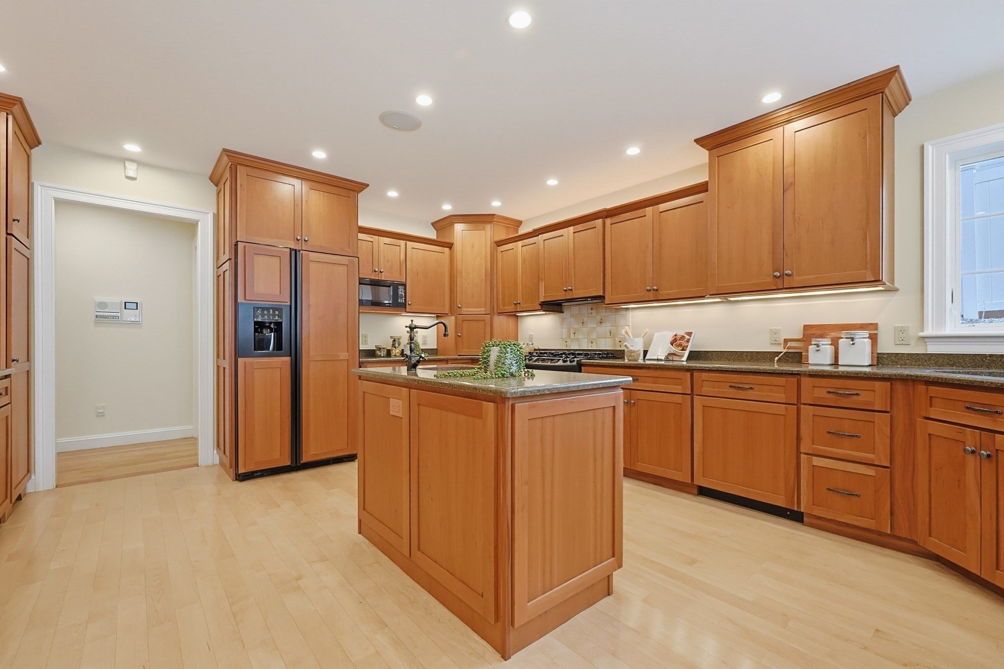 178/180 West St, Needham, MA Photo #24