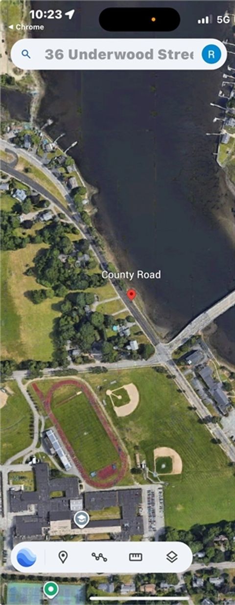 351 County Rd Barrington RI 02806