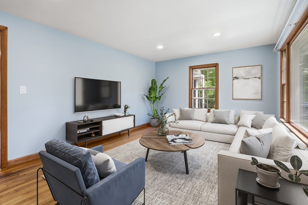 292 Anawan St, Rehoboth, MA, 292 Anawan St, Rehoboth, MA Photo #4