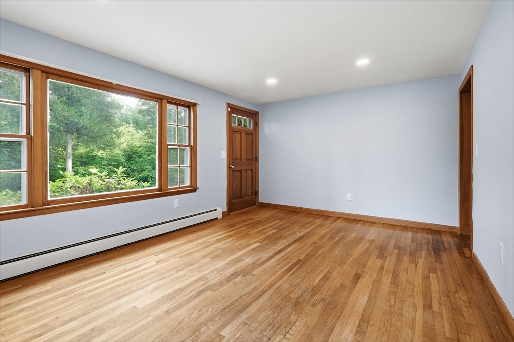 292 Anawan St, Rehoboth, MA, 292 Anawan St, Rehoboth, MA Photo #6
