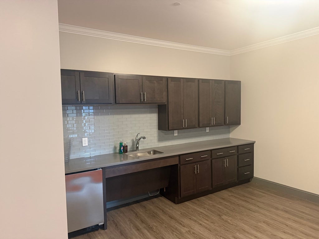 69 Foundry St 513