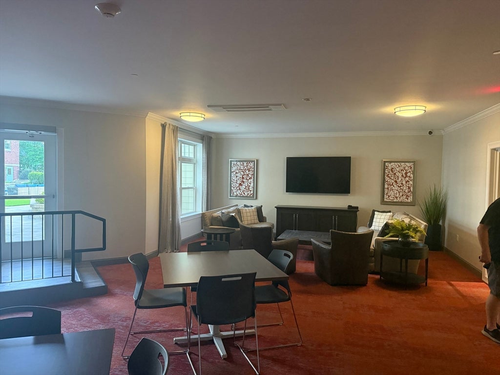 69 Foundry St 513